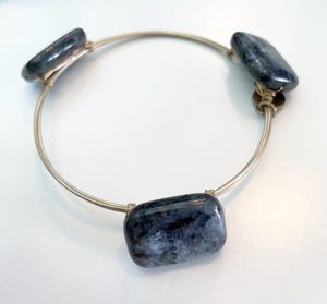 Slate gray 3 stone wire bracelet