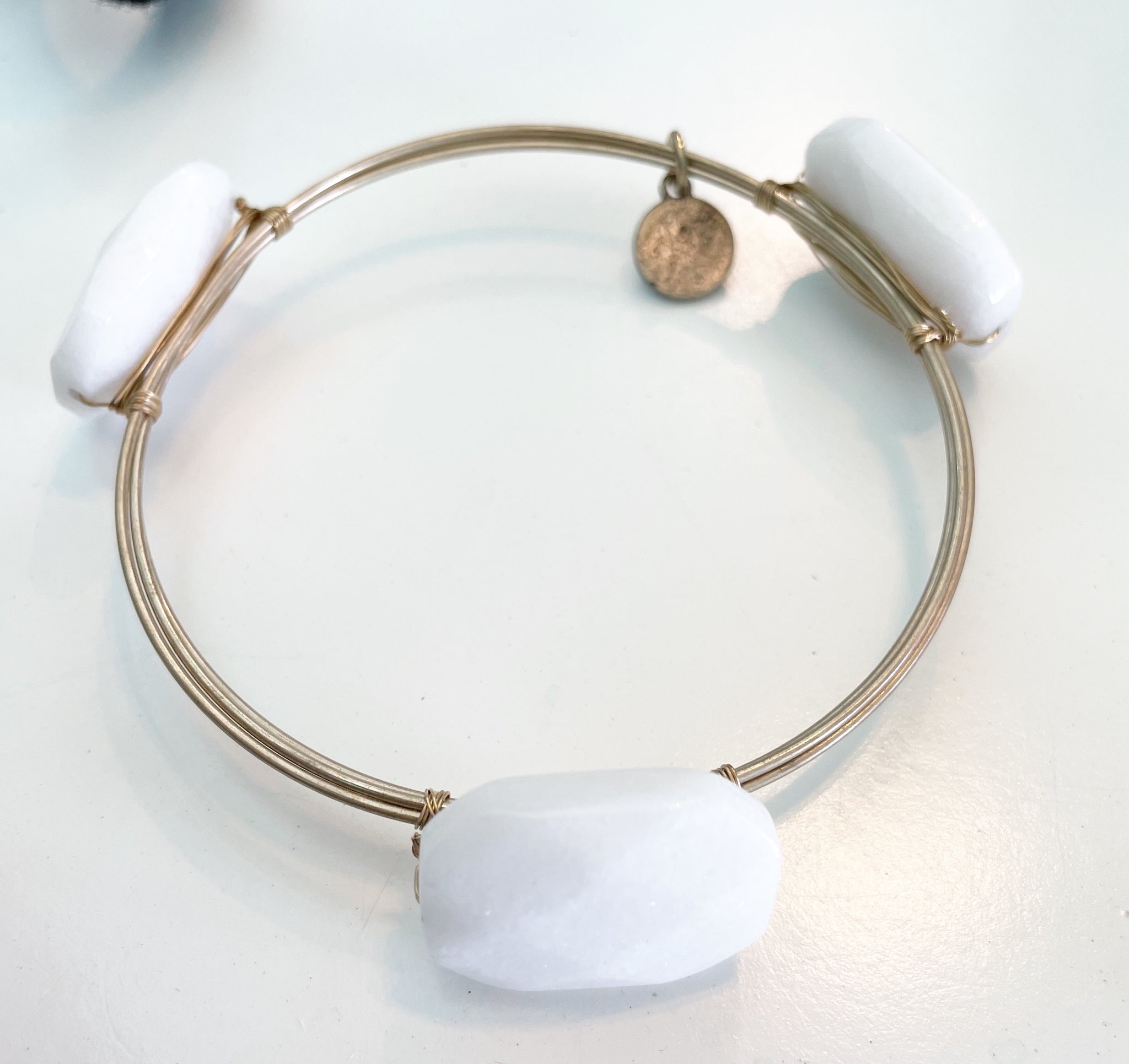 White 3 stone wire bracelet